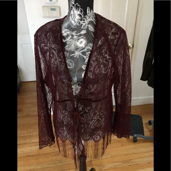 Venezia size 14 -16 wine /maroon sheer lace/crochet fringe top with front tie - Picture 3 of 6